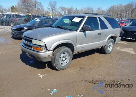 2003 Chevrolet Blazer Ls z USA, uszkodzony, nr VIN 1GNCT18X63K130179